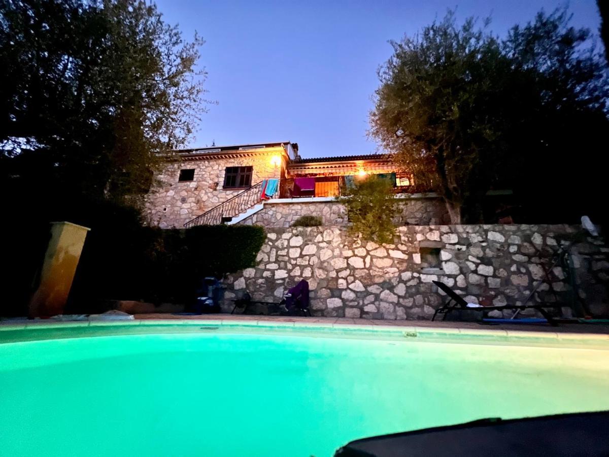 Entre Nice Et Monaco Grande Villa Avec Piscine Privee 12 Personnes Drap Luaran gambar